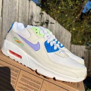 Nike air max 90 purple/white size 6.5y